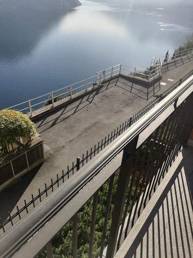Vista Lago Panoramica Colonno 外观 照片